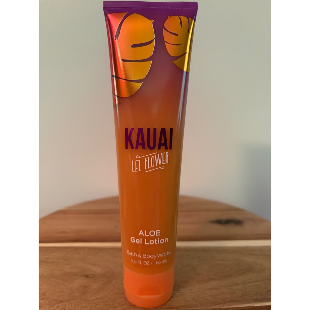 Bath and Body Works 5.6 Fl Oz Kauai Lei Flower Aloe Gel Lotion New